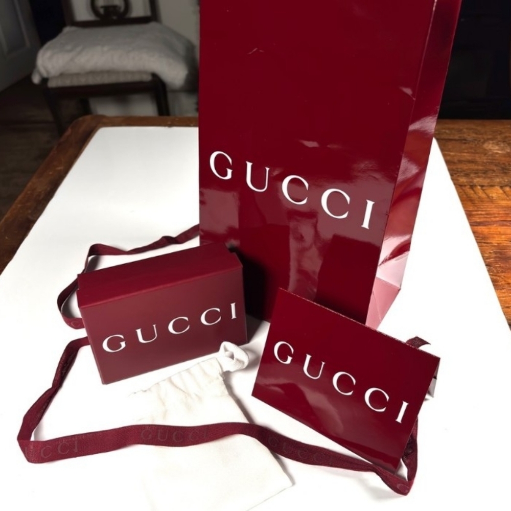 Gucci Gift Wrapping Set- Bag, Box, Ribbon, Dust Bag, Note Envelope